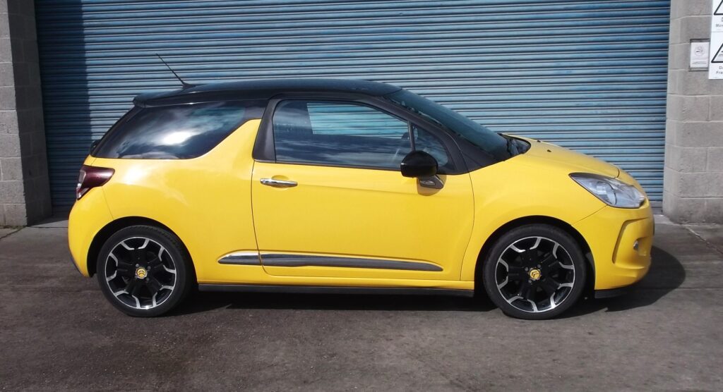 2014 citroen ds3 1. 6 hdi dstyle, only 84,000 miles, s/h, moted 2026, excellent condition 2014 citroen ds3 1. 6 hdi dstyle, only 84,000 miles, s/h, moted 2026, excellent condition - image 6