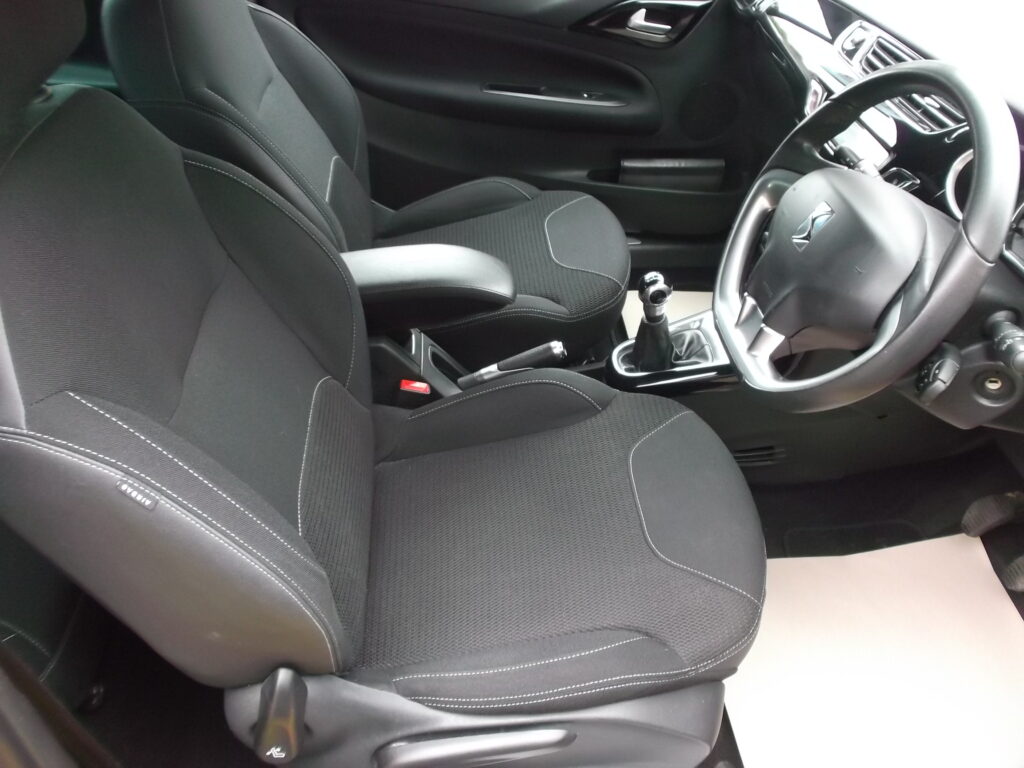 2014 citroen ds3 1. 6 hdi dstyle, only 84,000 miles, s/h, moted 2026, excellent condition 2014 citroen ds3 1. 6 hdi dstyle, only 84,000 miles, s/h, moted 2026, excellent condition - image 10