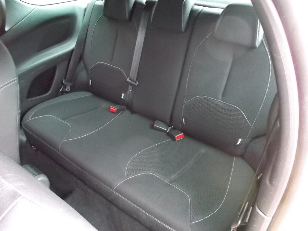 2014 citroen ds3 1. 6 hdi dstyle, only 84,000 miles, s/h, moted 2026, excellent condition 2014 citroen ds3 1. 6 hdi dstyle, only 84,000 miles, s/h, moted 2026, excellent condition - image 15