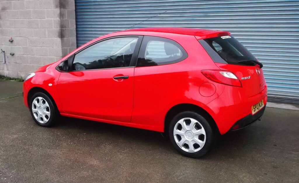 2013 13 mazda 2 1. 3 ts 3dr only 70,000 miles sh mot 2026 excellent condition 2013 13 mazda 2 1. 3 ts 3dr only 70,000 miles sh mot 2026 excellent condition - image 4