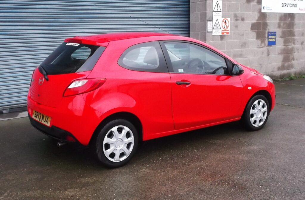 2013 13 mazda 2 1. 3 ts 3dr only 70,000 miles sh mot 2026 excellent condition 2013 13 mazda 2 1. 3 ts 3dr only 70,000 miles sh mot 2026 excellent condition - image 7