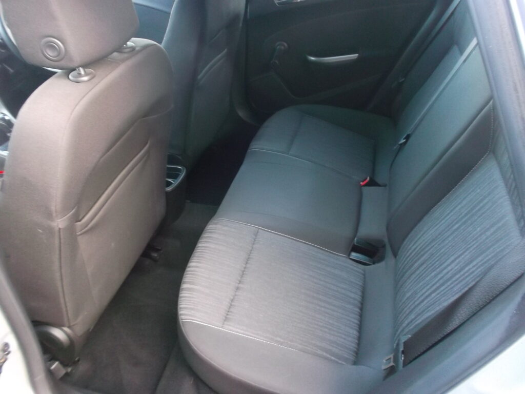 2012 62 vauxhall astra 1. 4 exclusiv 5dr ## only 42,000 miles ## f/s/h, full mot december 2026, excellent condition 2012 62 vauxhall astra 1. 4 exclusiv 5dr ## only 42,000 miles ## f/s/h, full mot december 2026, excellent condition - image 18